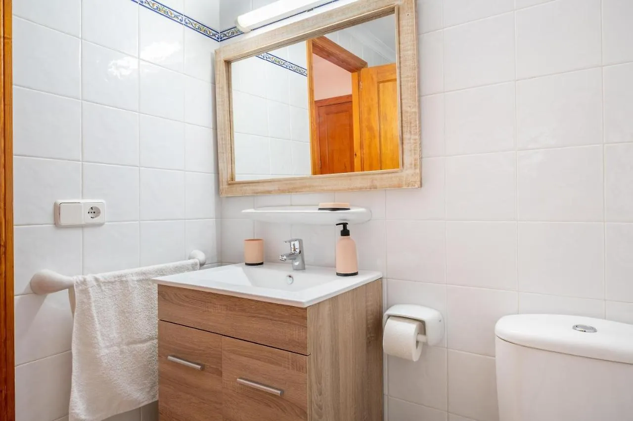 Apartamentos Karin 1ºa Cala d'Or  Spain